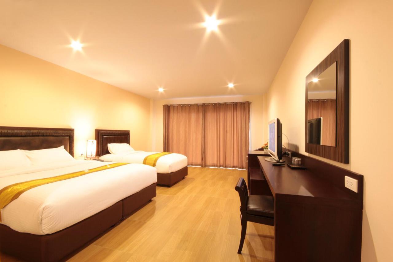 Paragon Suites Resort Jomtien Beach Exterior photo